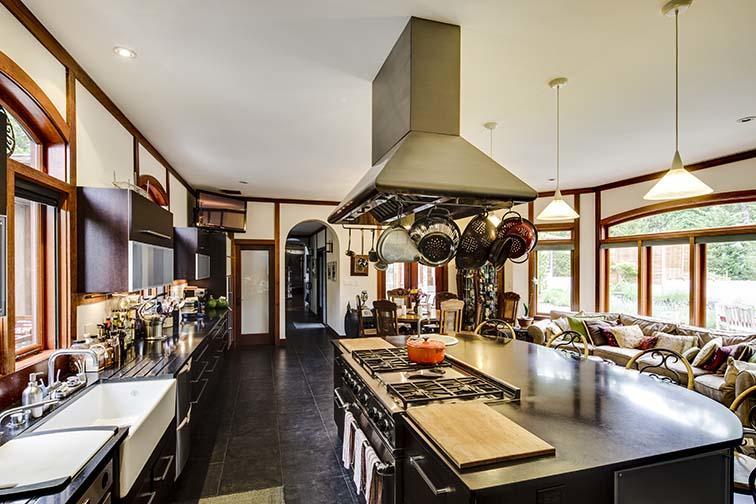 East Hampton Art House Bed And Breakfast Exterior photo